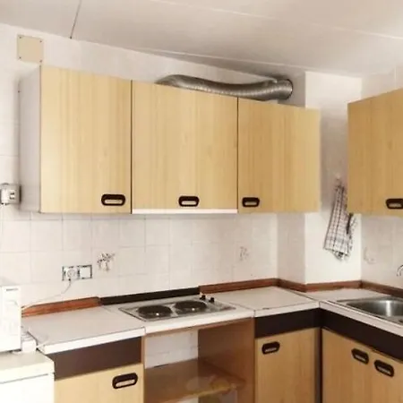 Elegant 2 Bedroom, Big Terrace 200m From Apartment