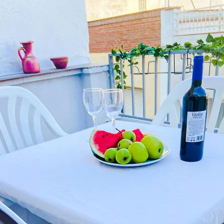 Apartment Elegant 2 Bedroom, Big Terrace 200m From *