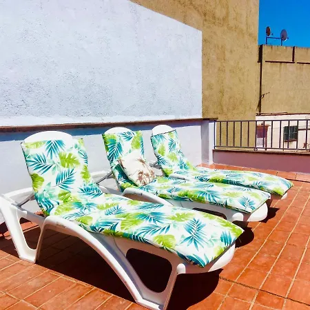 Elegant 2 Bedroom, Big Terrace 200m From
